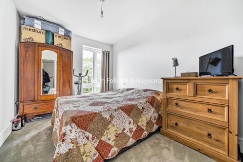 2 bedroom flat for sale, Rookery Lane, Oakwood