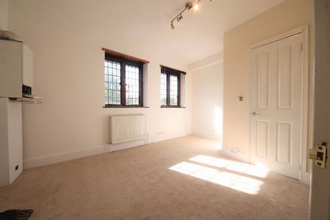 Studio to rent, Tilford Road, Hindhead