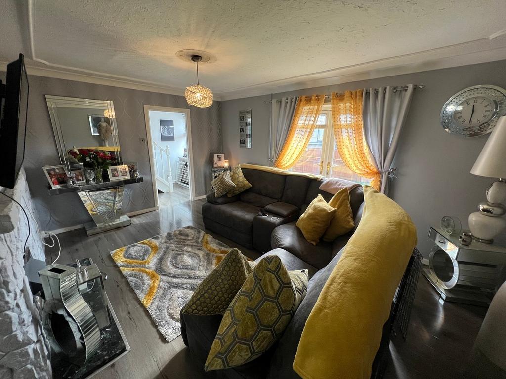 Investiture Place Tonyrefail Tonyrefail 3 bed property £129,950