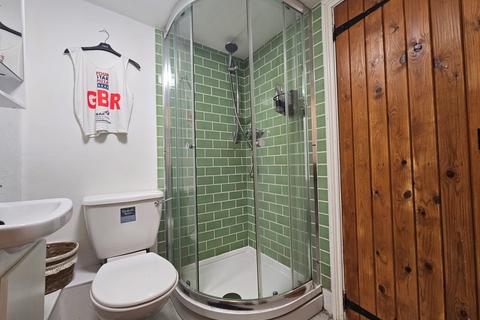 24 Bodmin Hill, Lostwithiel, PL22 0AH