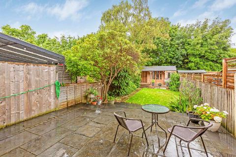 20 Abbott Avenue, London, SW20 8SQ