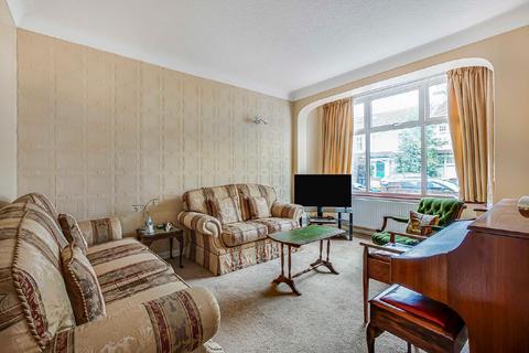 20 Abbott Avenue, London, SW20 8SQ