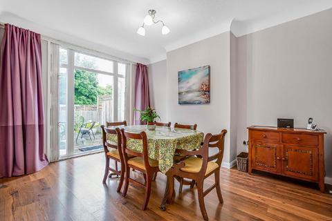 20 Abbott Avenue, London, SW20 8SQ