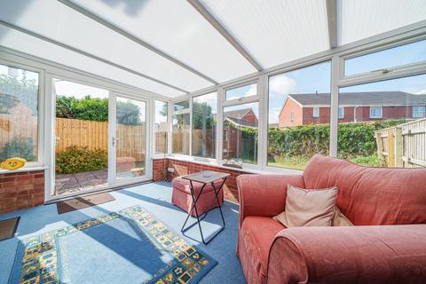 4 Cliff Bastin Close, Exeter, EX2 5QW