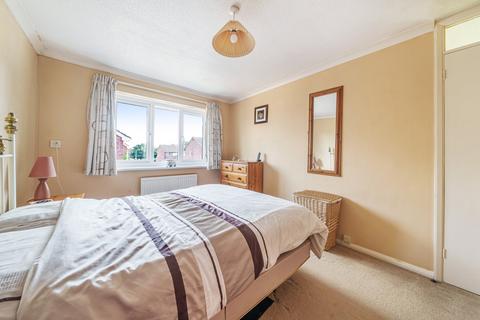 4 Cliff Bastin Close, Exeter, EX2 5QW