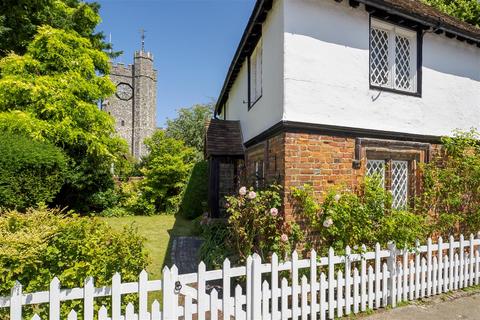 3 bedroom detached house for sale, Clements Cottage, The Square, Chilham