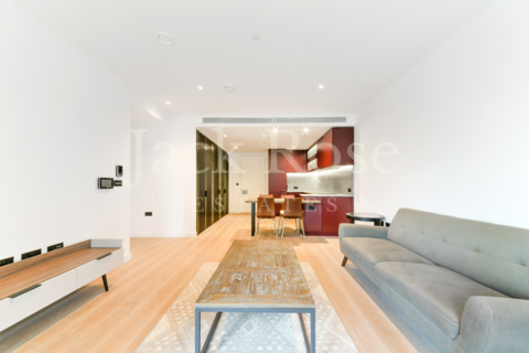 2 bedroom apartment to rent, The Modern, Embassy Gardens, Nine Elms, SW11