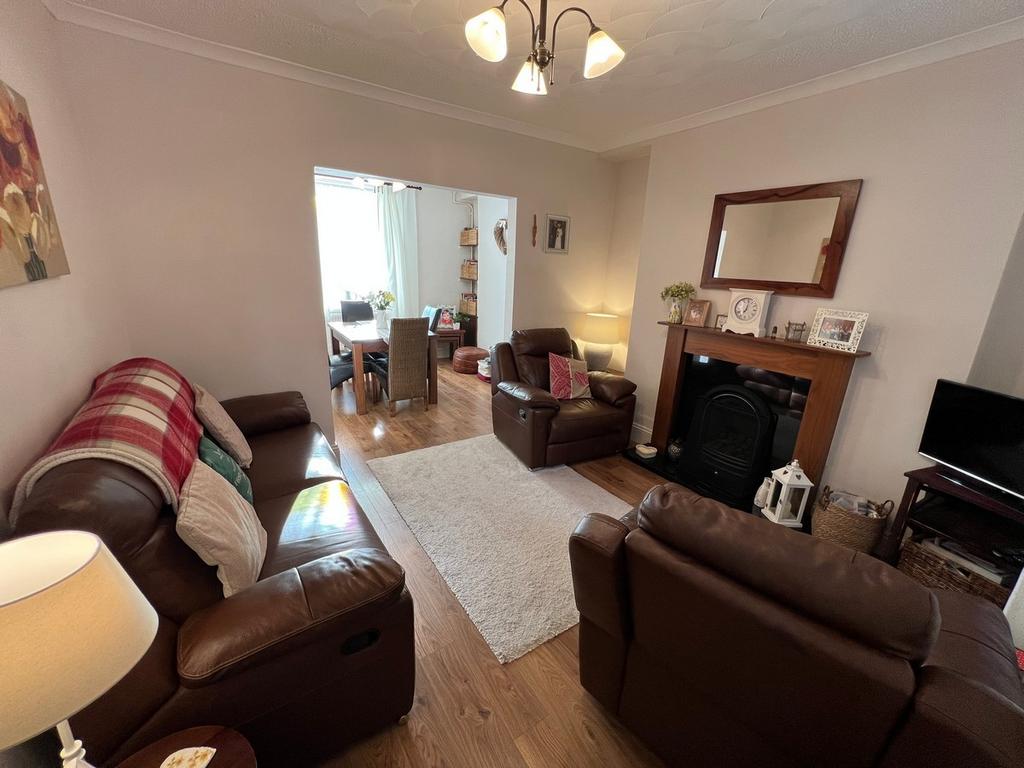 Birchgrove Street Porth Porth 3 bed terraced house £139,995