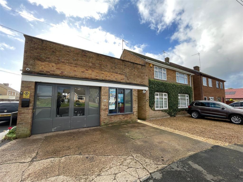 High Road, Gorefield 3 bed detached house for sale £320,000
