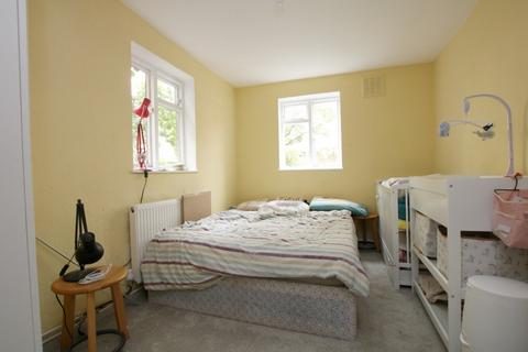 1 bedroom flat to rent, Valliere Road, Kensal Green