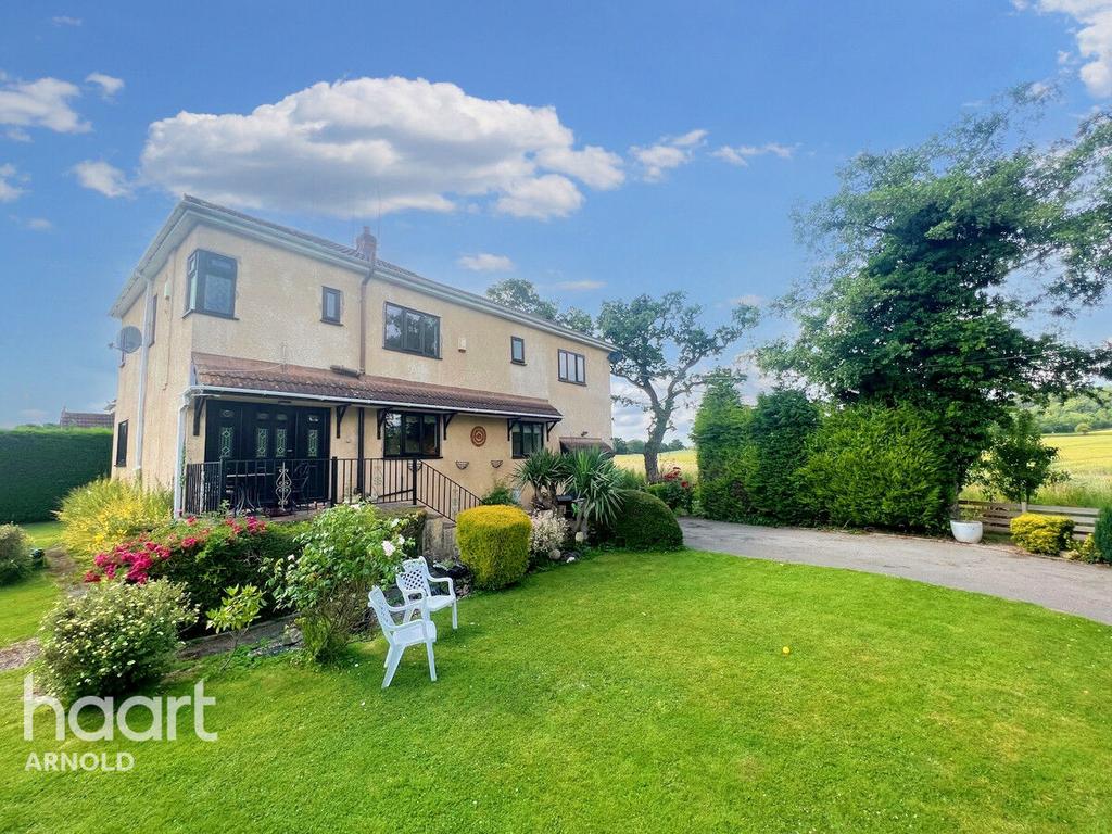 Moor Lane, Calverton 4 bed detached house for sale £500,000