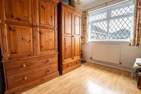 10 Bracken Place, Grimsby, DN37 9RJ