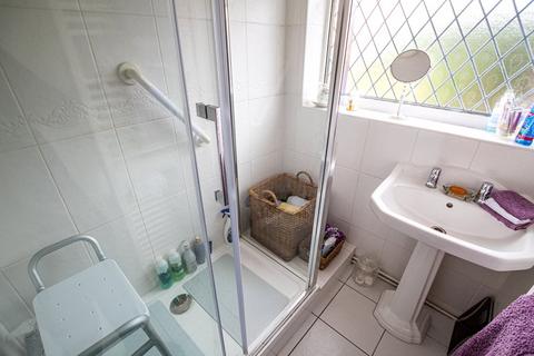 10 Bracken Place, Grimsby, DN37 9RJ