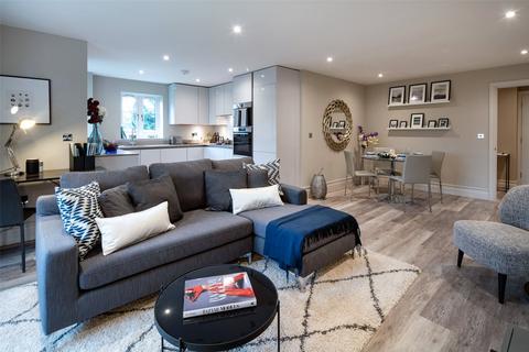 2 bedroom apartment for sale - Green Hedges, Westerham Road, Oxted, Surrey, RH8