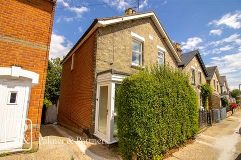 2 bedroom semi-detached house for sale - Pownall Crescent, Colchester, Essex, CO2