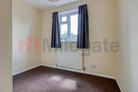 2 bedroom flat to rent, Wellfield Road, London SW16