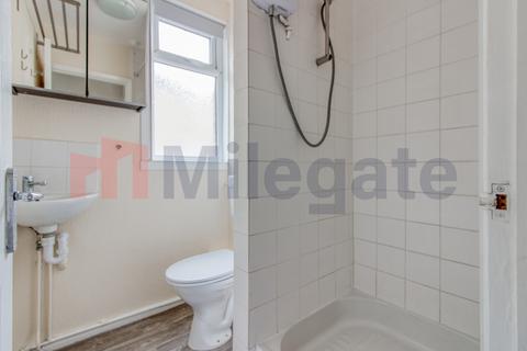 2 bedroom flat to rent, Wellfield Road, London SW16