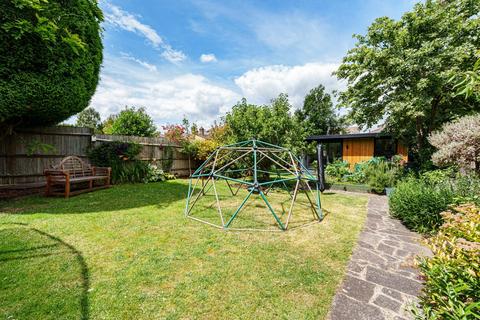 25 Allenby Road, London, SE23 2RQ