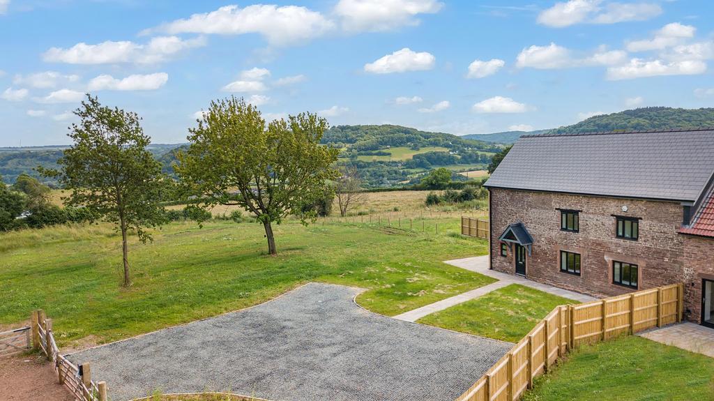 & 1 Acre Garden, Wye Valley View, Whitchurch, RossonWye