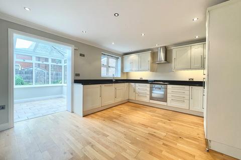 3 bedroom detached house for sale, Altwood Road, Maidenhead