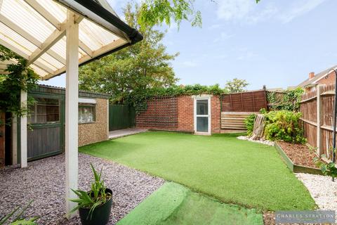 5 Kings Road, Romford, RM1 2ST