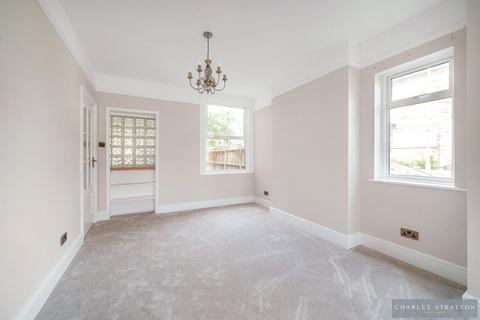 5 Kings Road, Romford, RM1 2ST