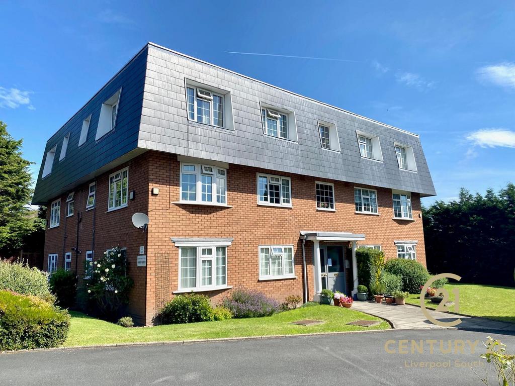 Hillside Court, Woolton, L25 1 bed apartment £125,000