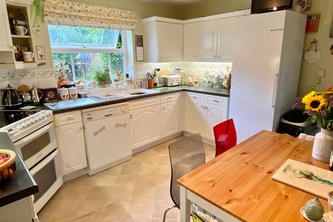 18 Kingfisher Reach, Collingham, Wetherby, LS22 5LX