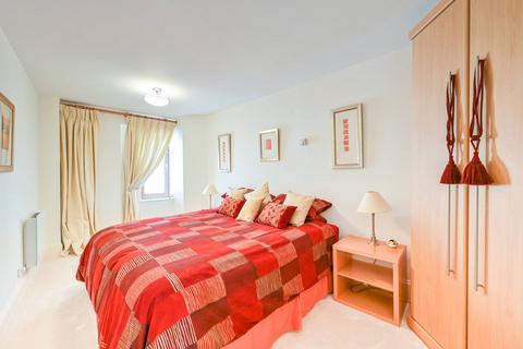 2 bedroom flat for sale, Wapping High St, Wapping, London, E1W