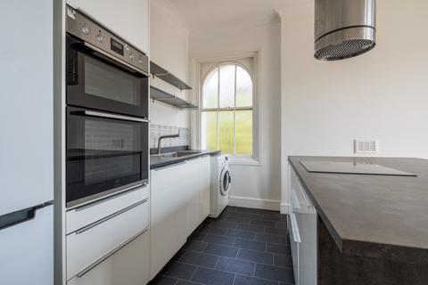 2 bedroom apartment to rent, Windmill Street, Gravesend, Kent, DA12 1BW