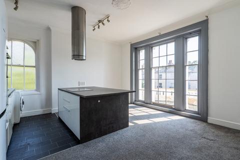 2 bedroom apartment to rent, Windmill Street, Gravesend, Kent, DA12 1BW