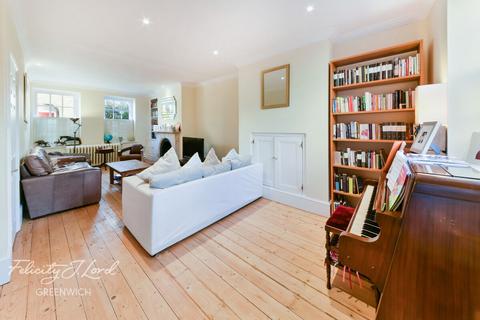 50 Royal Hill, London, SE10 8RT