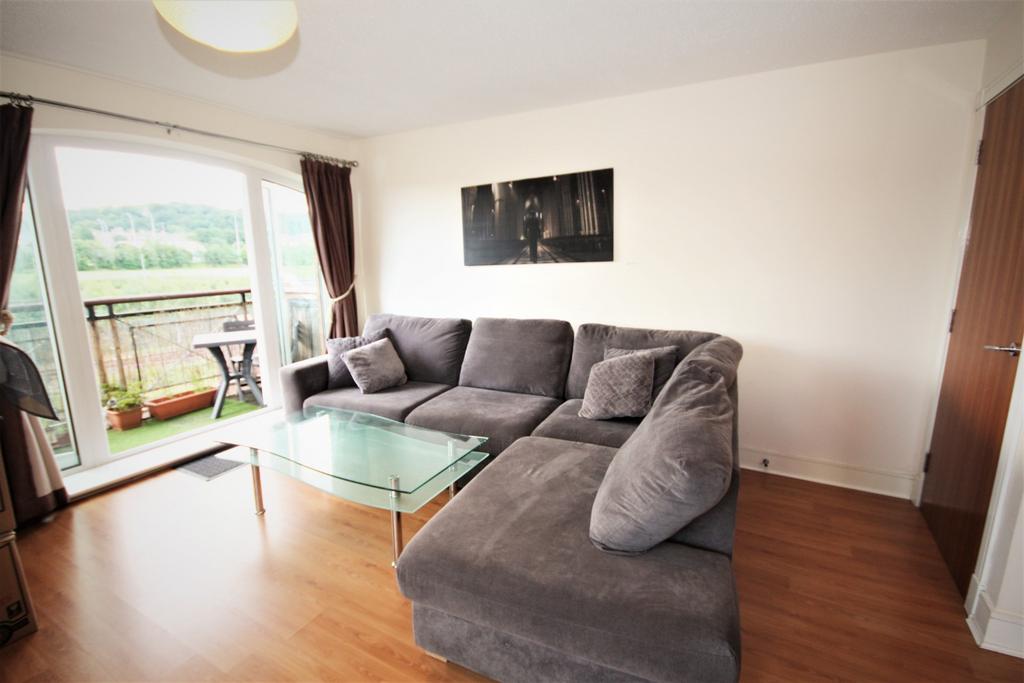 Appin Street, Slateford, Edinburgh, EH14 2 bed flat £1,400 pcm (£323 pw)
