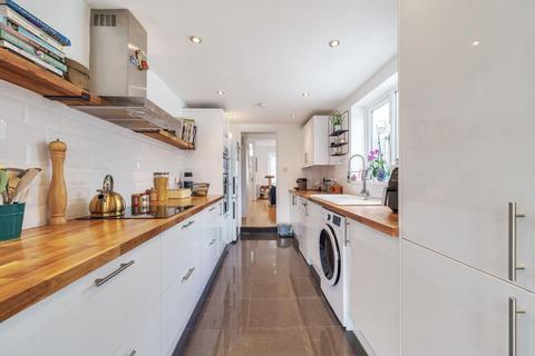 64 Crampton Road, London, SE20 7AT