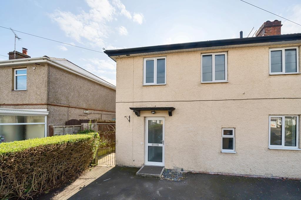 Cricklade Road, Swindon, SN2 3 bed semidetached house £1,300 pcm (£