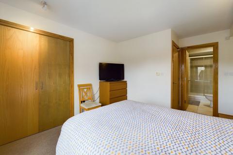 2 bedroom flat to rent, Warwick Road, Carlisle, CA1