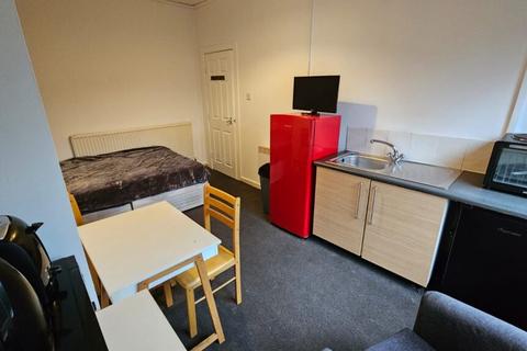 1 bedroom flat to rent, Flat C, Conference Road, Armley, Leeds, LS12 3DX