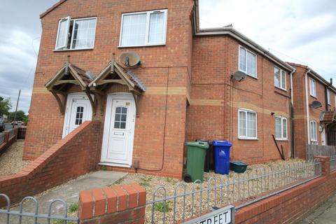 1 bedroom ground floor flat to rent, Oxford St, Grimsby, DN32