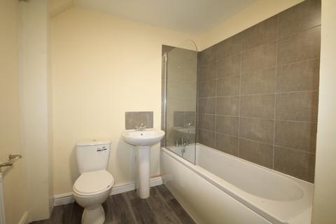 1 bedroom ground floor flat to rent, Oxford St, Grimsby, DN32