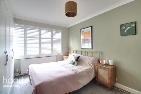Flat 7, Hill Court Main Road, Romford, RM1 3DA
