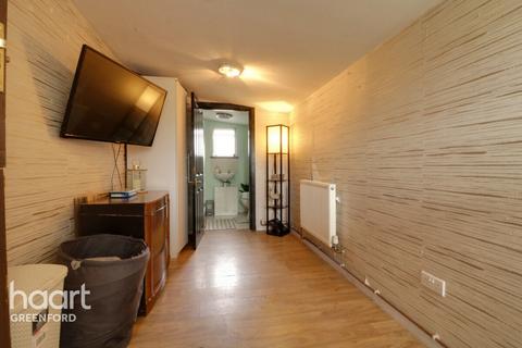 80 Betham Road, Greenford, UB6 8SA