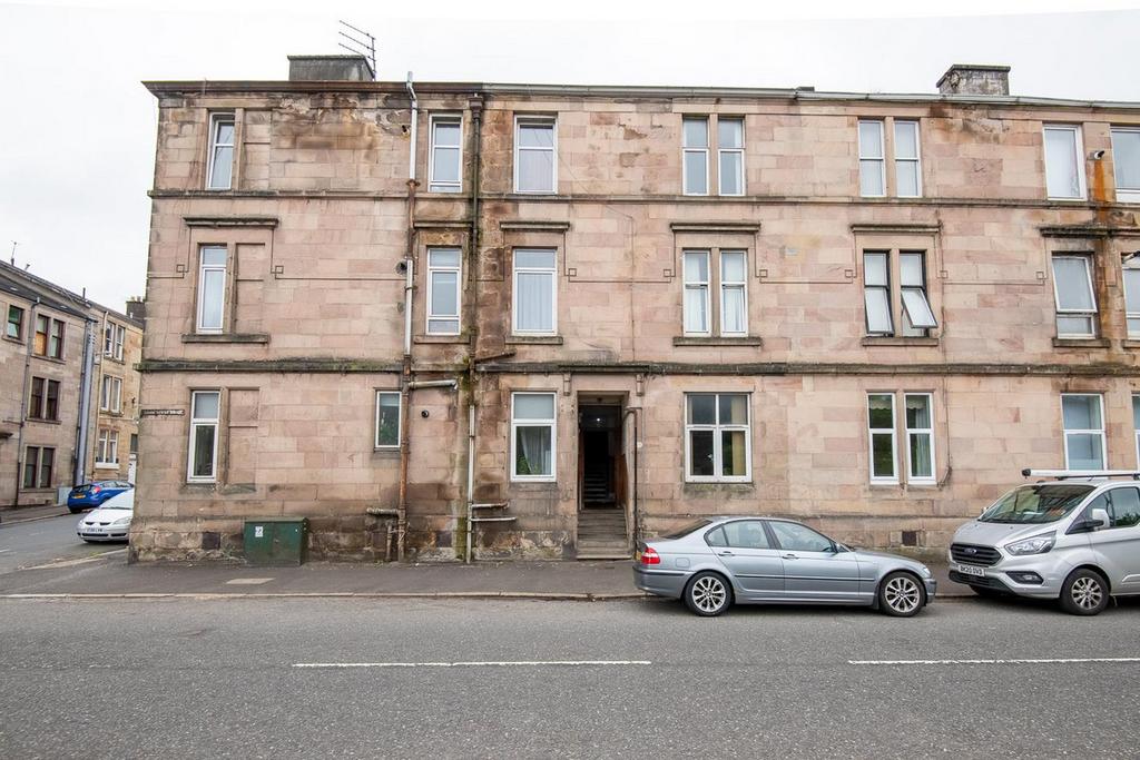 Brachelston Street, Greenock, PA16 2 bed flat £475 pcm (£110 pw)