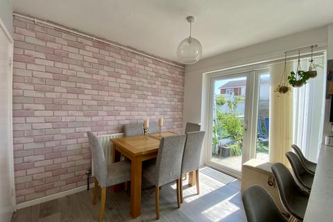 3 Anson Close, Eastbourne, BN23 6BG