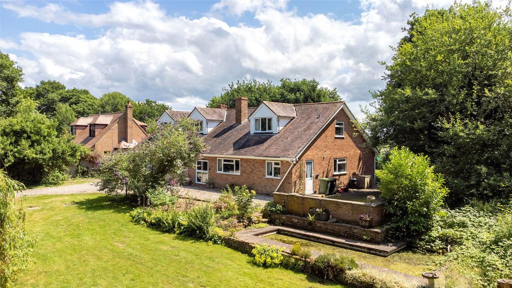 Edwyn Ralph, Bromyard, Herefordshire, HR7 4 bed bungalow for sale £610,000