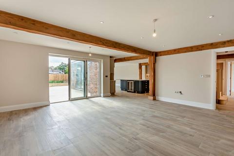 4 bedroom detached house for sale, Cookes Meadow, Northill, Biggleswade, Bedfordshire