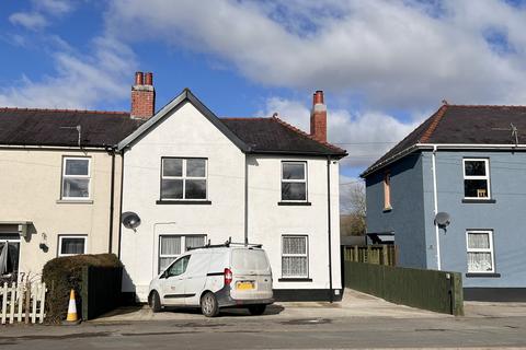 8 Dan Y Crug, Llandovery, SA20 0RB