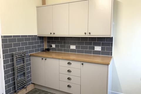 8 Dan Y Crug, Llandovery, SA20 0RB
