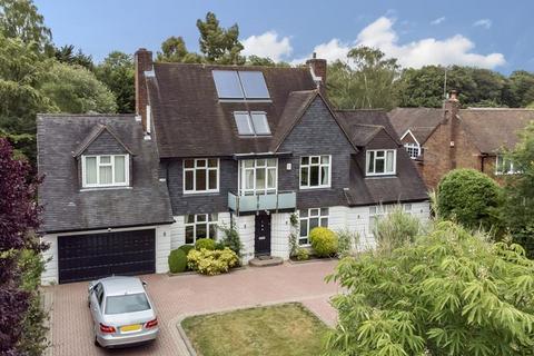 9 School Close, High Wycombe, HP11 1PH