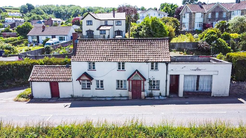 Bath Road, Bristol BS40 3 bed detached house £450,000