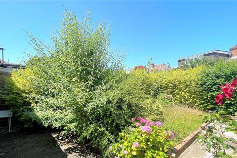 8 Beeding Close, Sompting, Lancing, BN15 0HT
